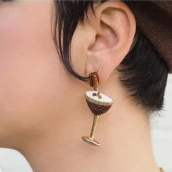 🔹️Baublebar 🔹 Party Fuel "This Is How We Brew It" Espresso Martini Earrings - Picture 5 of 7